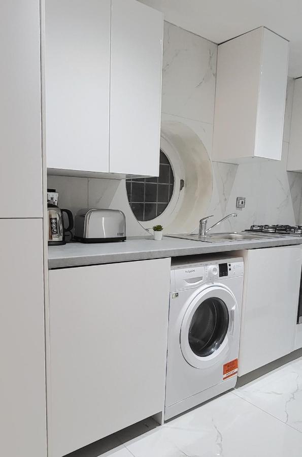 Stunning 2 Bedroom In Canary Wharf - Morland Londres