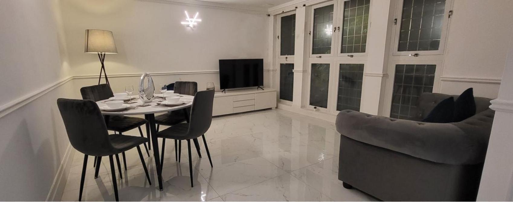 Stunning 2 Bedroom In Canary Wharf - Morland Londres