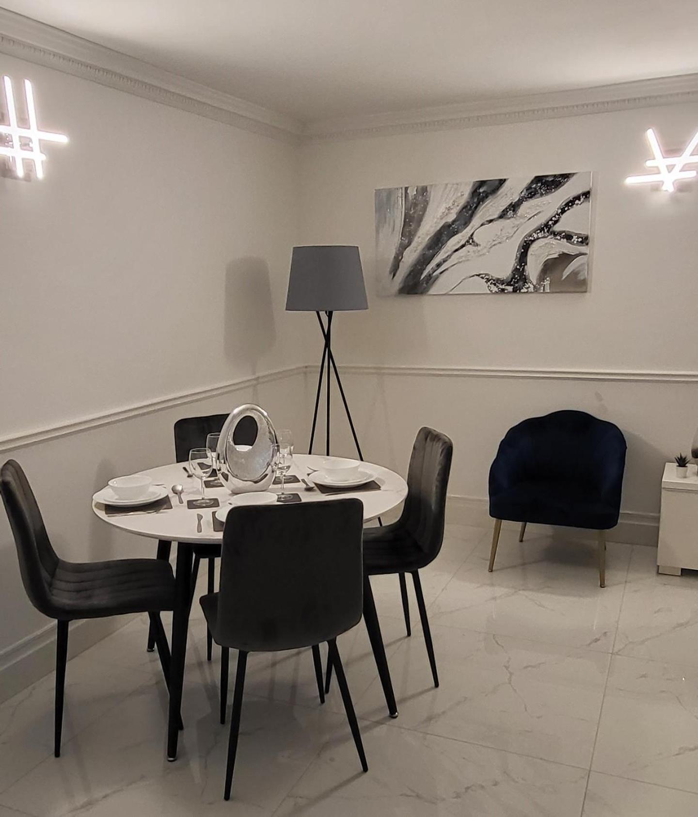 Stunning 2 Bedroom In Canary Wharf - Morland Londres